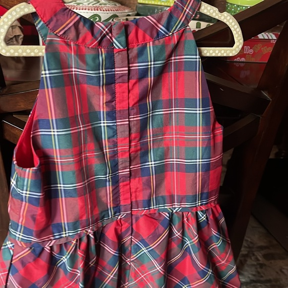 Vineyard Vines size 5 - Picture 4 of 4